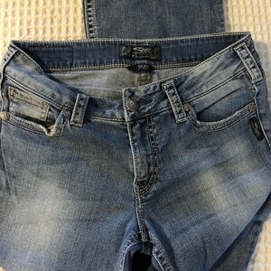 Silver Suki Jean Size 29X29 Flare Med Blue Thick Stitch Pockets Worn In